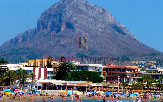 Connaissez-vous la Playa El Arenal Javea est parmi les meilleures plages du monde?