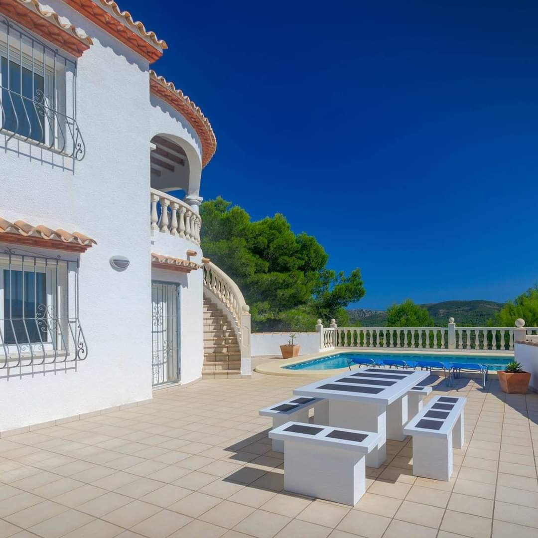 For Sale. Villa in Pedreguer