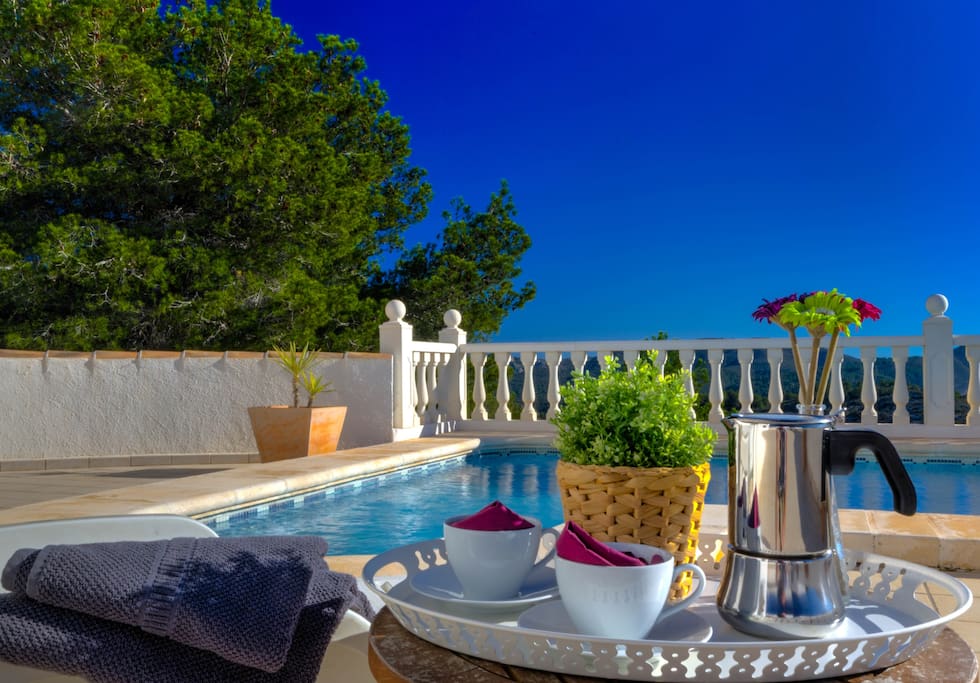 For Sale. Villa in Pedreguer