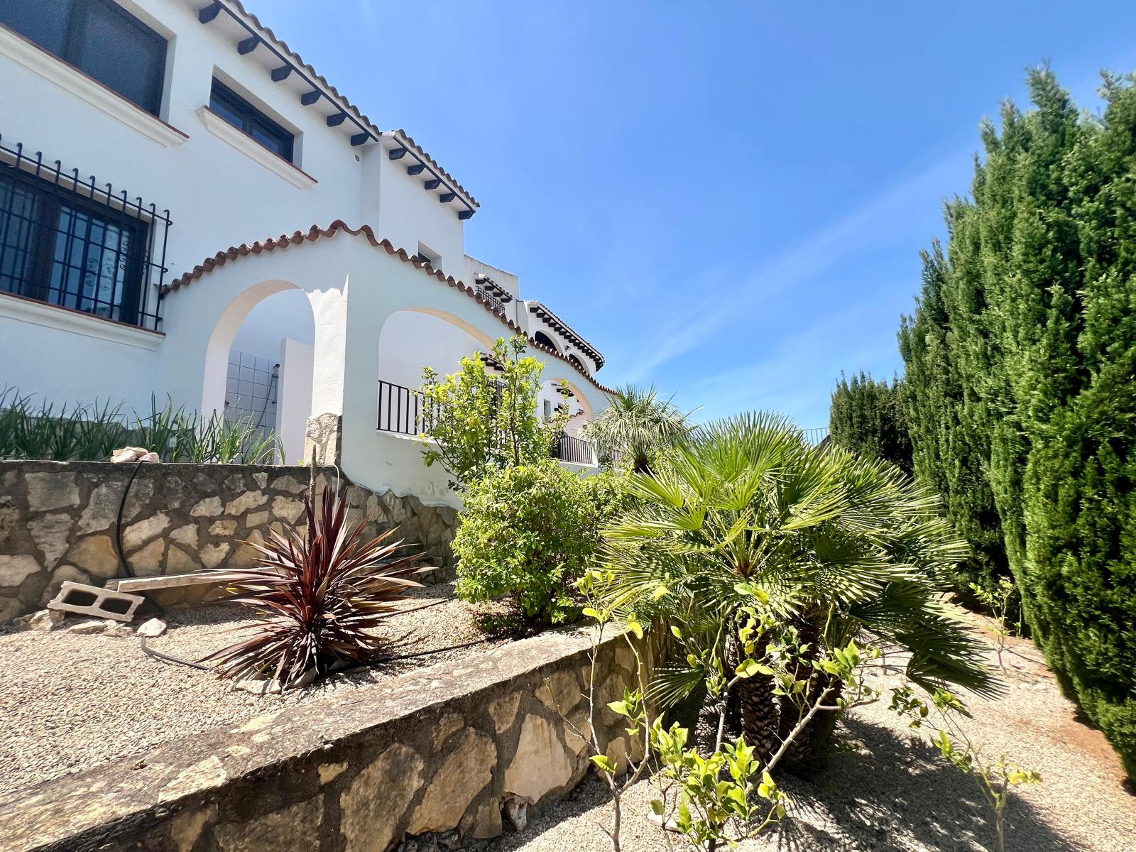 Venta. Chalet/Villa en Pego