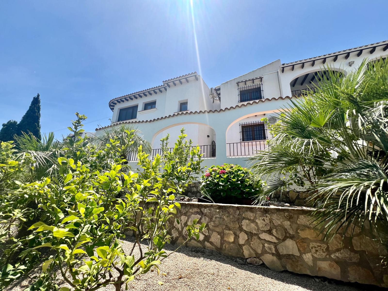 Venta. Chalet/Villa en Pego