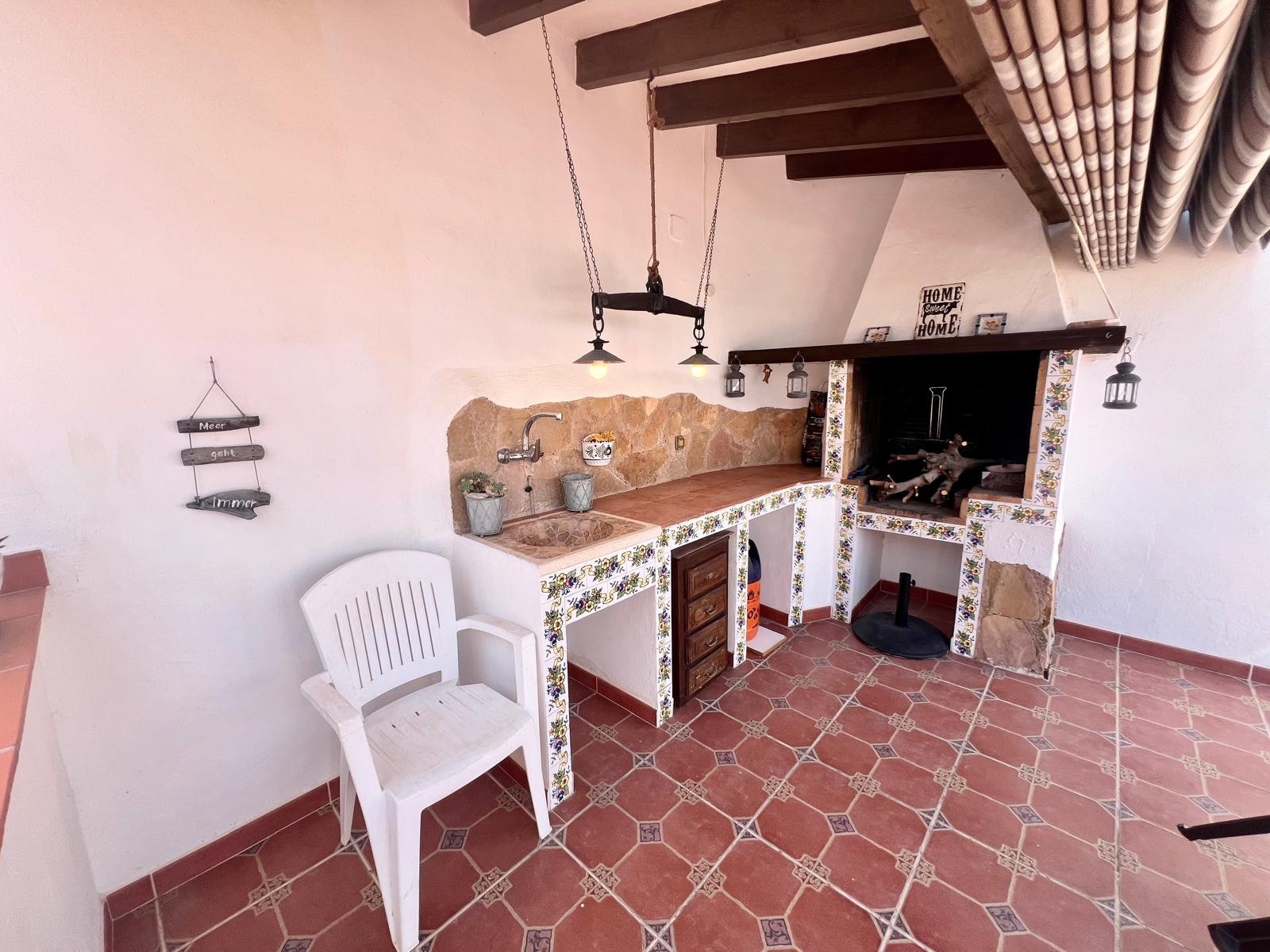 Venta. Chalet/Villa en Pego