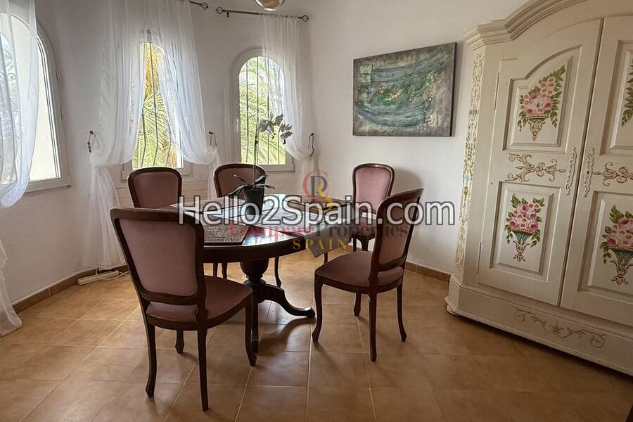 Sale - Villa - Dénia