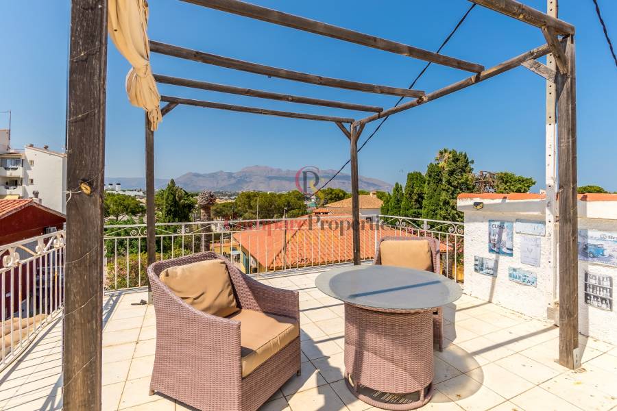 Venta - Villa - Albir