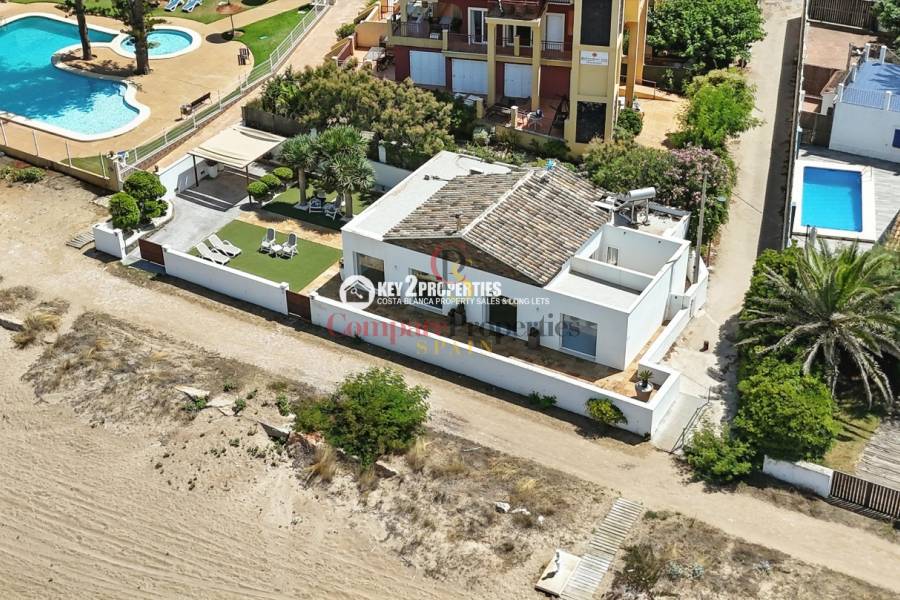 Venta - Villa - Dénia - Denia