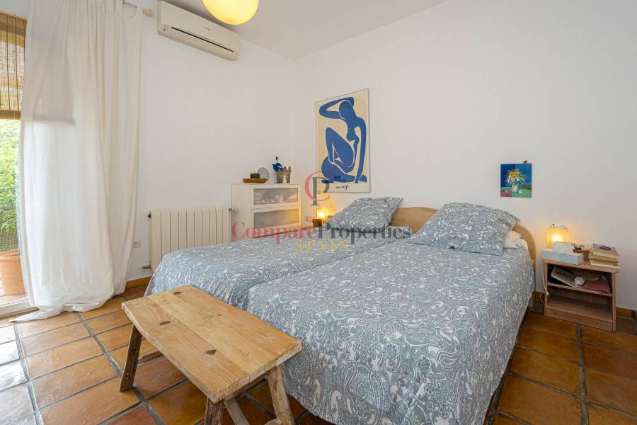 Sale - Villa - Jalon Valley - Campo