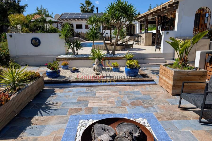 Verkauf - Villa - Jávea - La Lluca