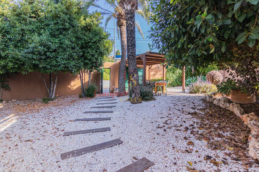 Venta - Villa - Albir