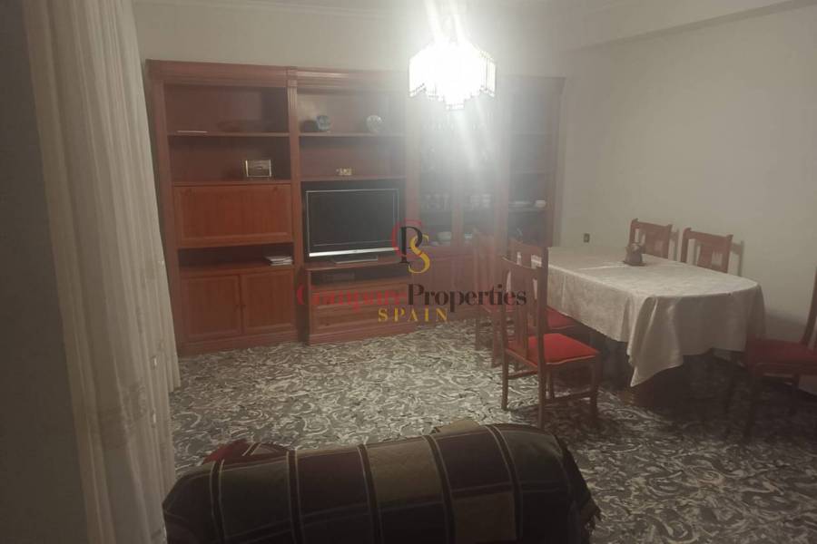 Sale - Apartment - Oliva - 