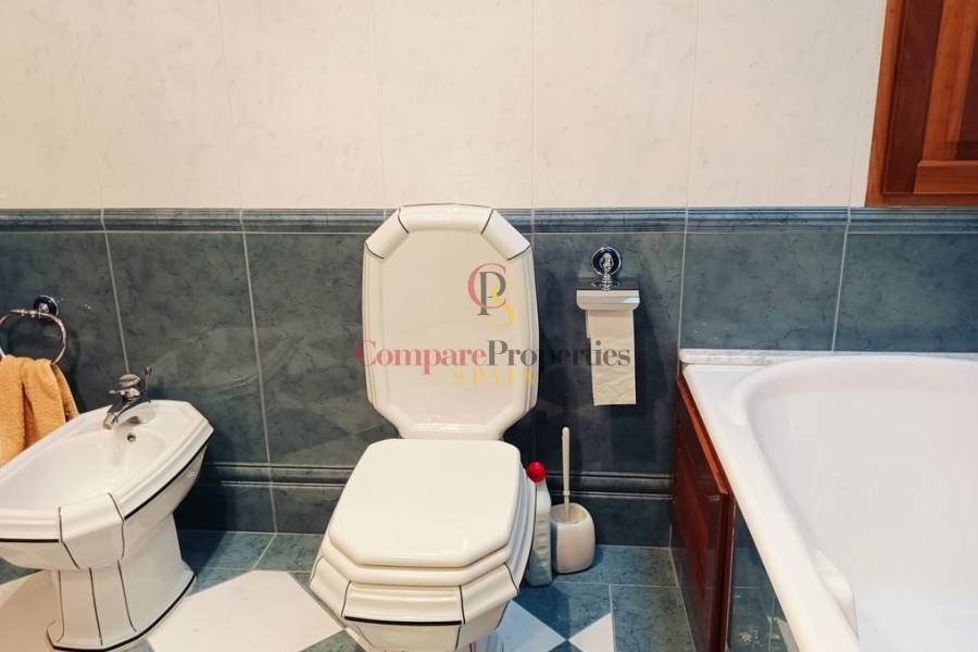 Sale - Villa - Oliva