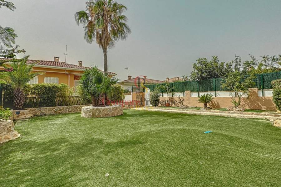 Venta - Semi-Detached Villa - La Nucia - Barranco Hondo