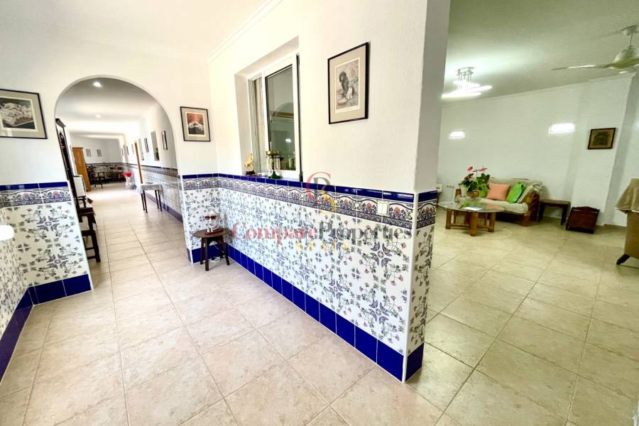 Verkauf - Villa - Daya Nueva