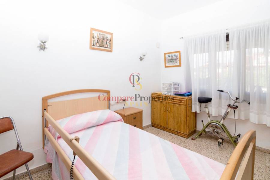 Sale - Villa - Dénia