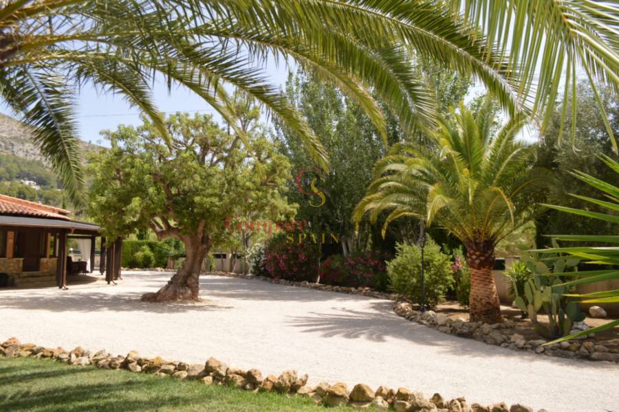 Sale - Villa - Jalon Valley - Campo