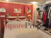 Sale - Apartment - Oliva - 