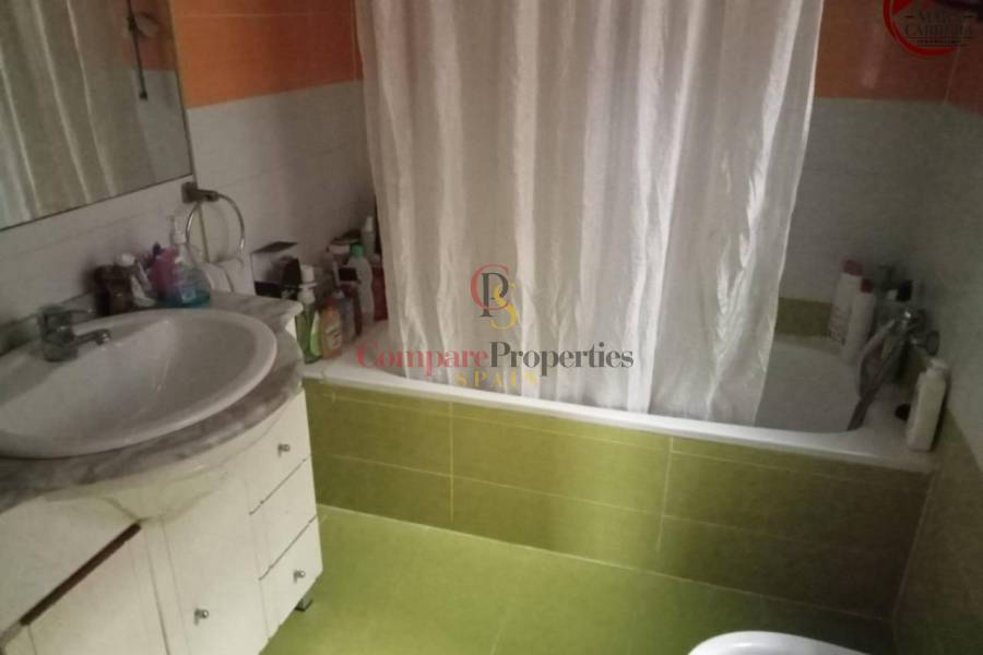 Sale - Apartment - Oliva - 