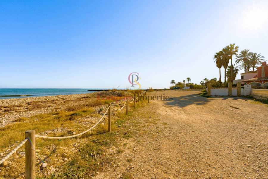 Sale - Villa - Dénia - LAlmadrava-LEstanyò