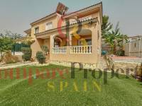 Sale - Semi-Detached Villa - La Nucia - Barranco Hondo