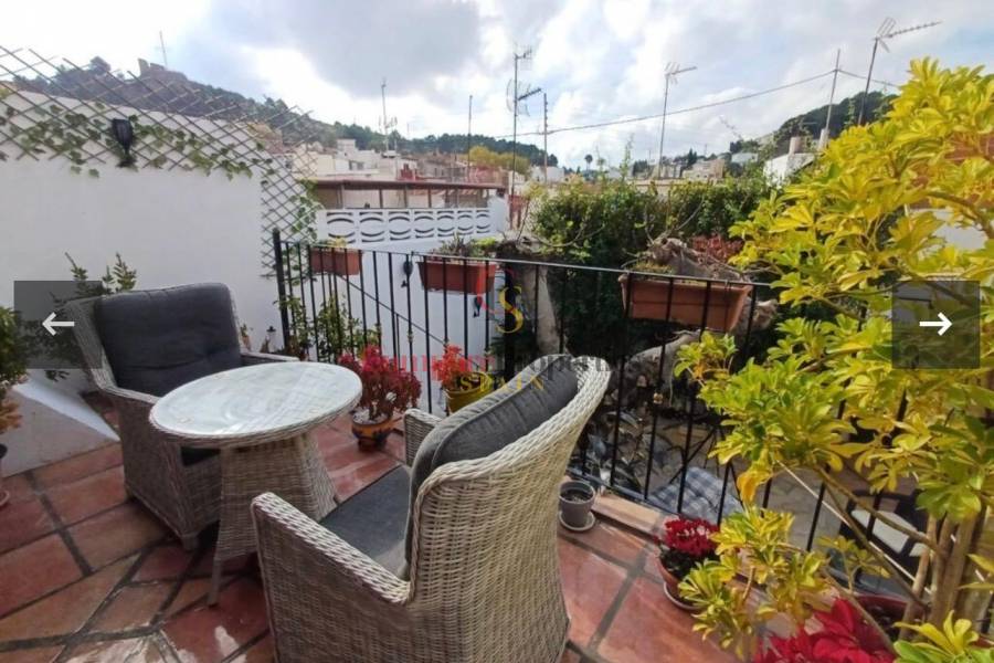 Sale - Townhouses - Oliva - 