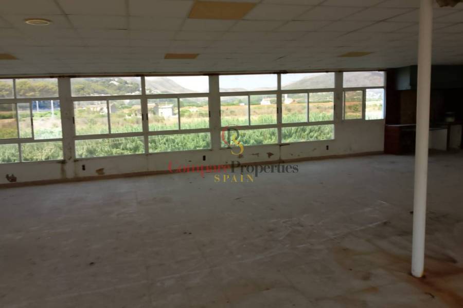 Sale - Villa - Vilallonga - Villalonga - 
