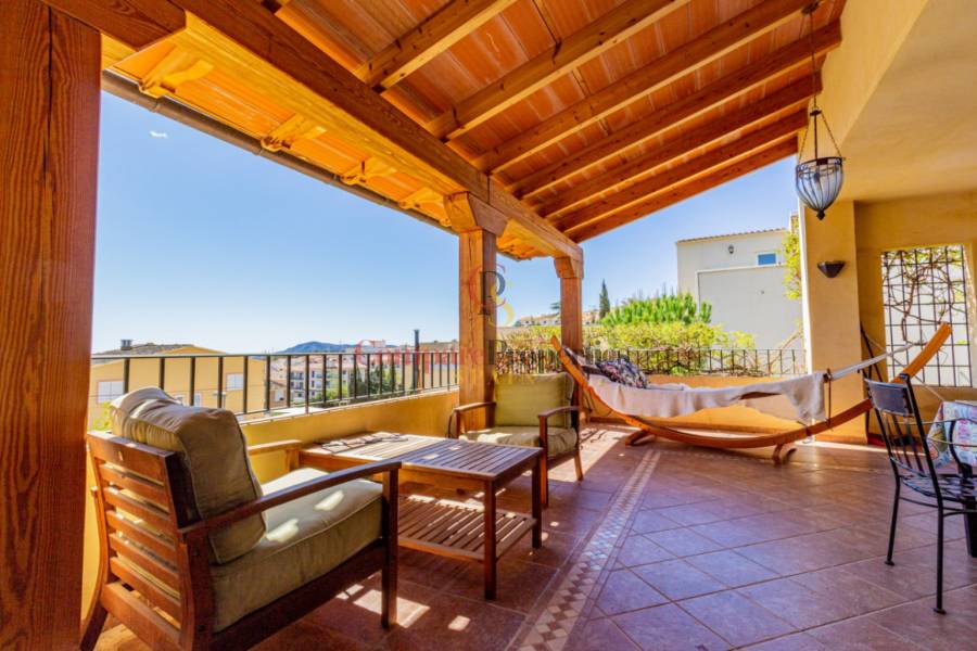 Sale - Villa - La Nucia - Pueblo