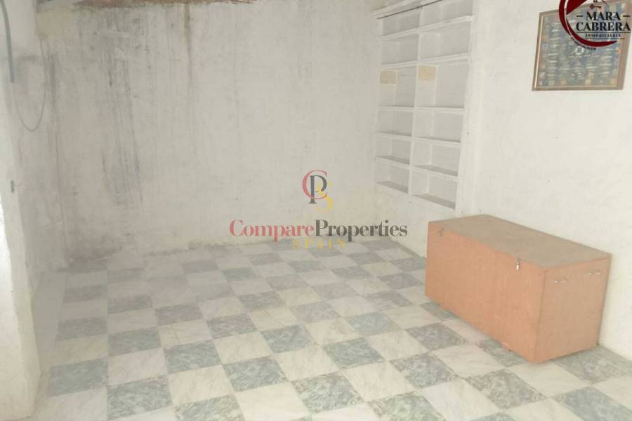 Sale - Apartment - Xeresa
