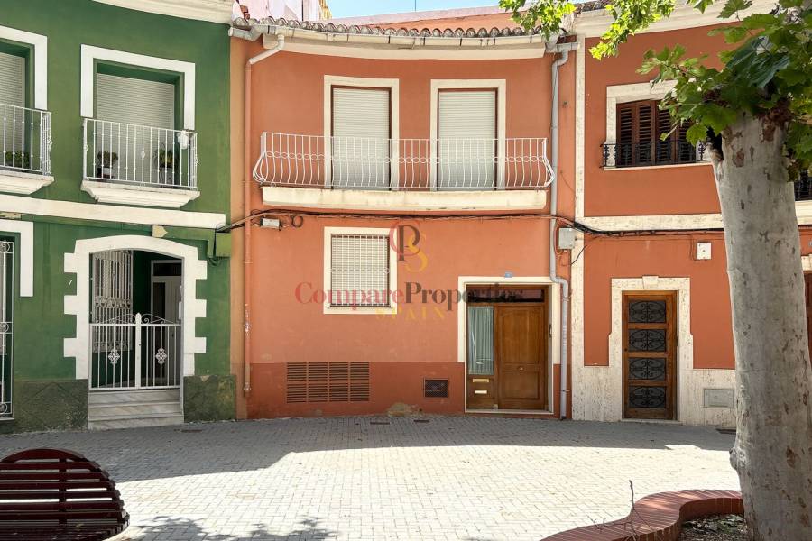 Sale - Townhouses - Dénia - Casco antiguo