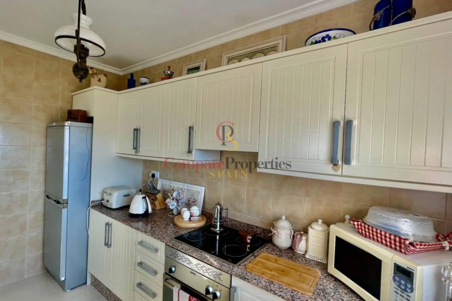 Sale - Villa - Jalon Valley - Valley / Urbanización