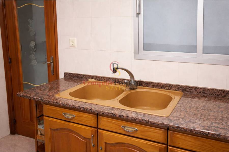 Sale - Apartment - Oliva - 