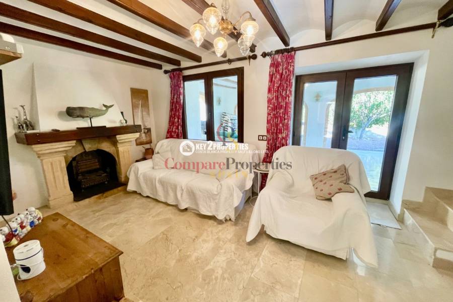 Sale - Villa - Jávea