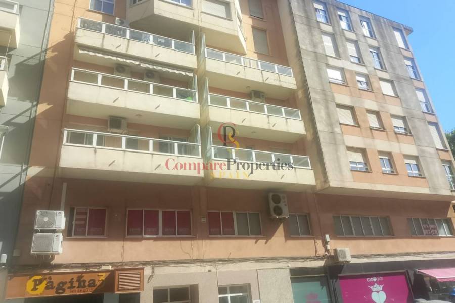 Sale - Apartment - Oliva - 