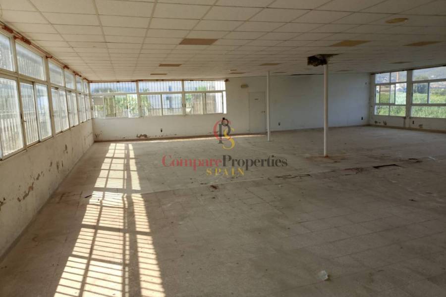 Sale - Villa - Vilallonga - Villalonga - 