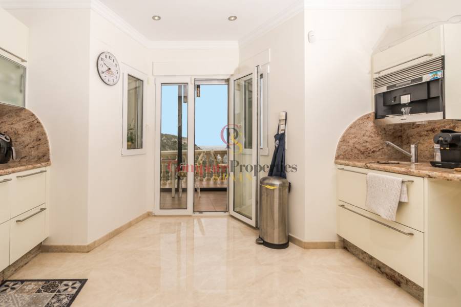Venta - Villa - Dénia