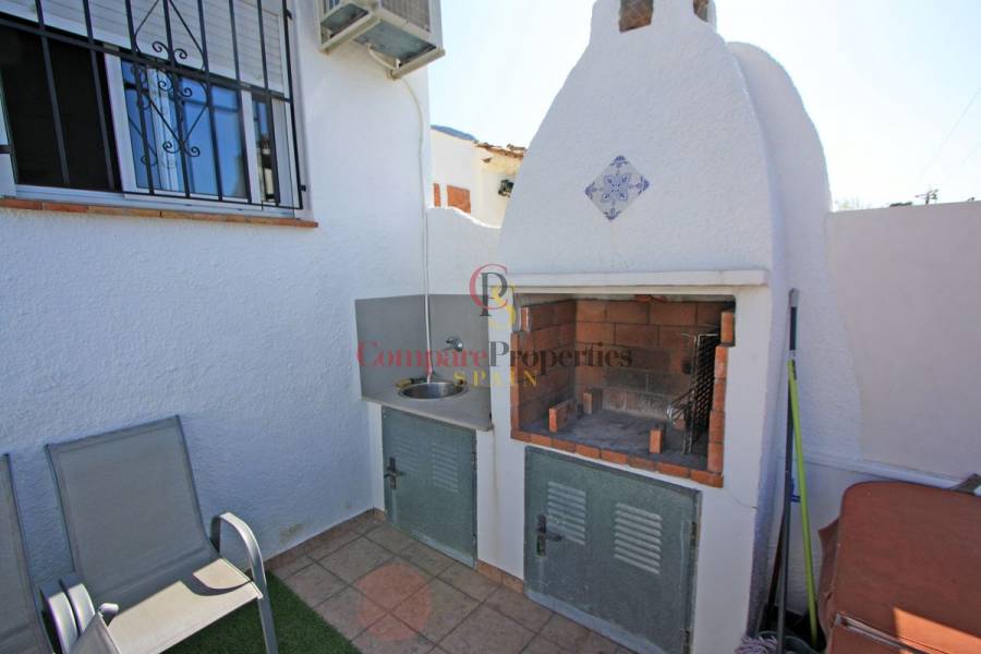 Sale - Villa - Dénia - Montgo