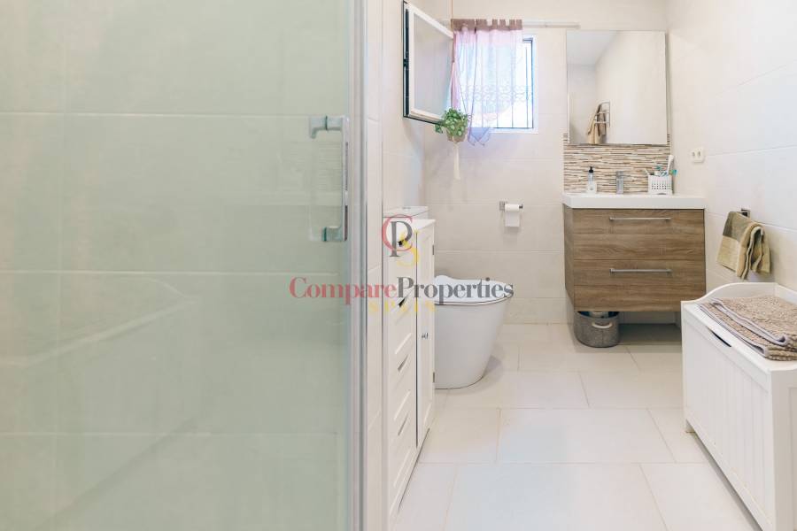 Venta - Villa - Albir