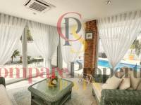 Sale - Villa - Dénia - Montgo