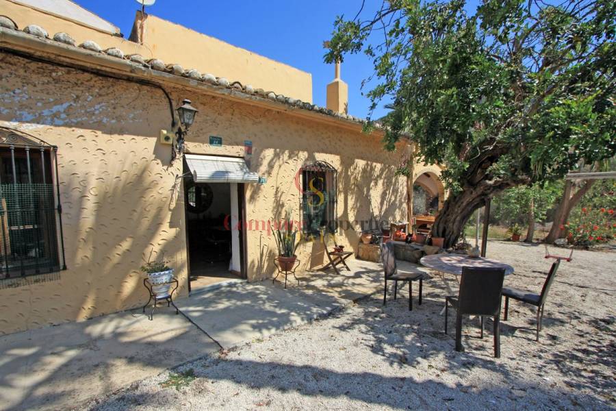 Sale - Villa - Dénia - La Sella