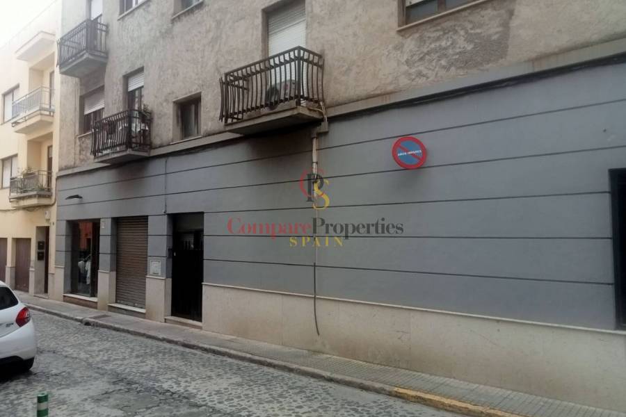 Sale - Apartment - Oliva - 