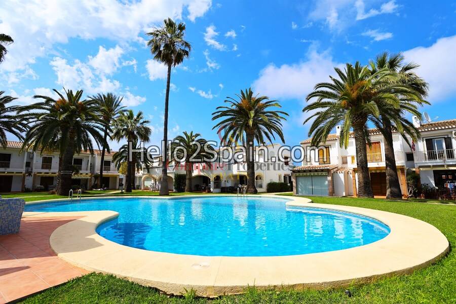 Sale - Townhouses - Dénia