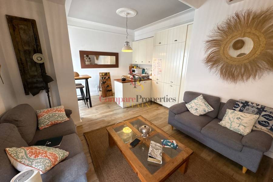 Sale - Apartment - Dénia - Centro