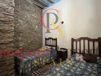 Venta - Villa - La Vall de Gallinera - Benisiva