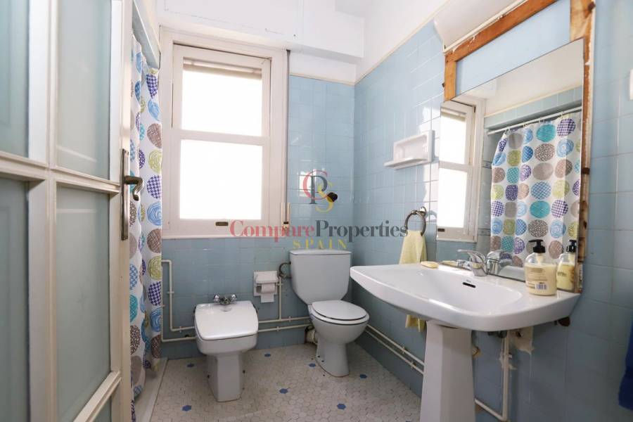 Sale - Villa - Dénia - Centro