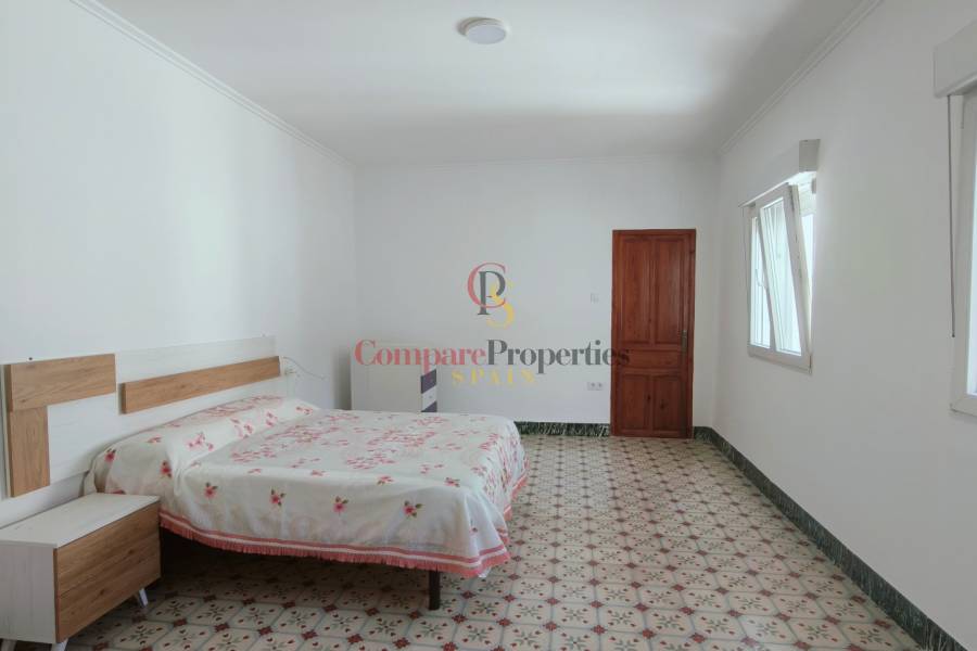 Venta - Townhouses - Pego - 