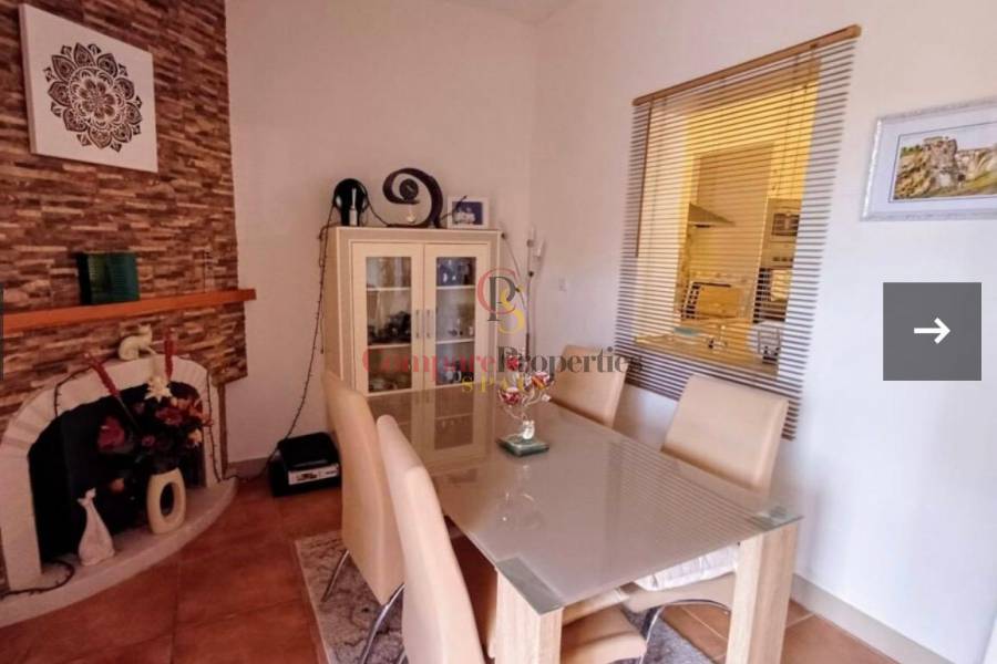Sale - Townhouses - Oliva - 