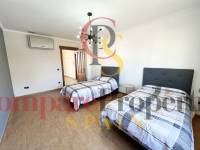 Venta - Villa - Piles