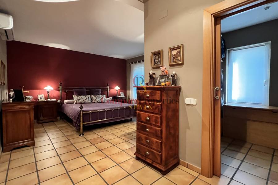 Venta - Villa - Ondara