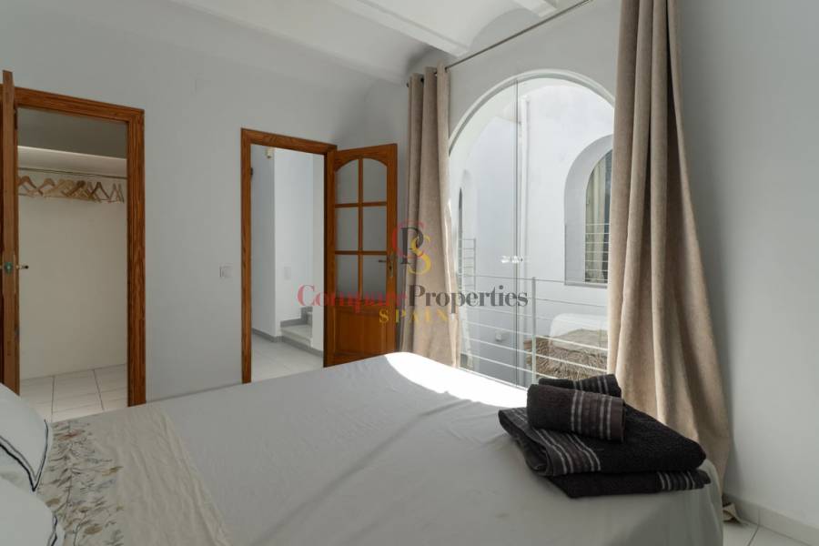 Venta - Townhouses - Oliva
