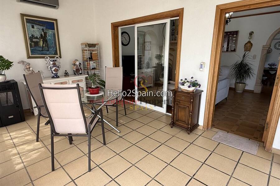 Sale - Villa - Dénia