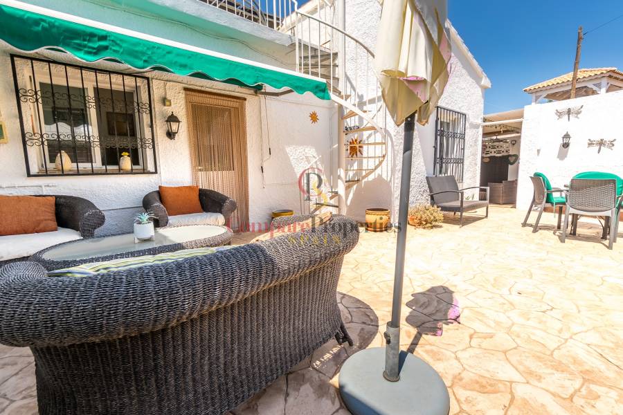 Venta - Villa - Albir