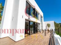 Sale - Villa - Dénia - Campussos